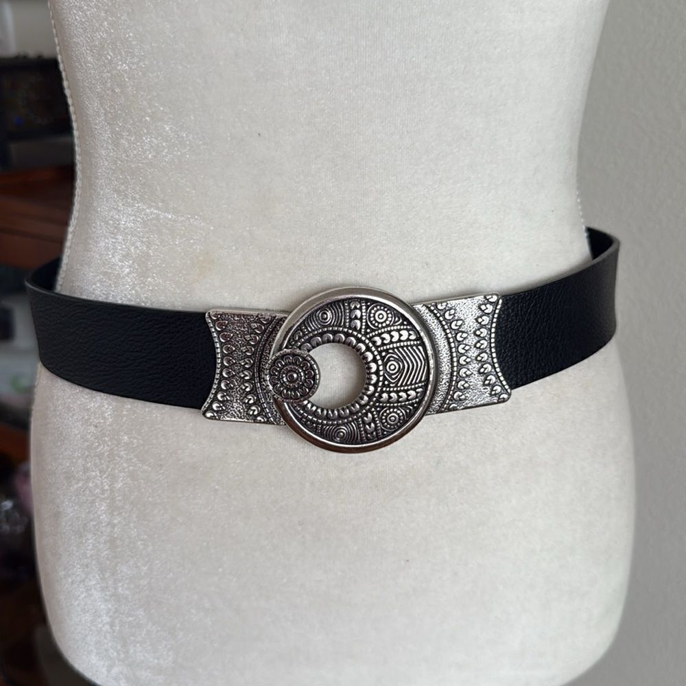 Chico’s leather belt